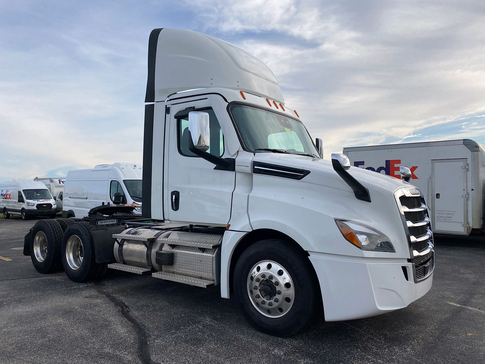 2025 Freightliner Cascadia Day Cab